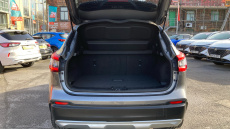 Nissan Qashqai 1.3 DiG-T N-Motion 5dr Petrol Hatchback